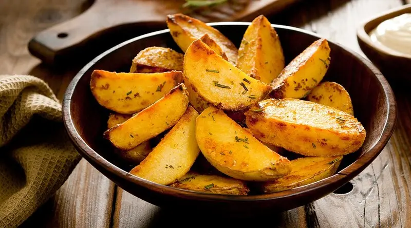 Картофель по деревенски (дольки)